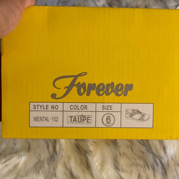 Forever women's sandals size 6 - Picture 3 of 6